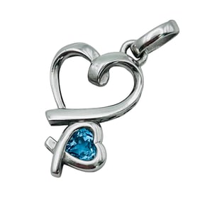 Topaz LA Sterling Double Heart Pendant 1.34 G