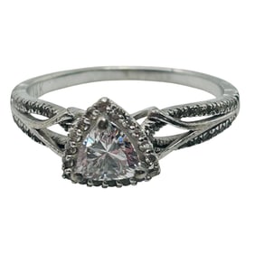 14 K Gold Rhinestone Ring Size 9, 2.98 G