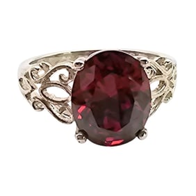 Sterling Silve NV Ring with Red Rhinestone, Size 7.5