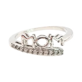 Sterling Silver ‘MOM’ Rhinestone Ring, Size 5.5, 1.5 Fg