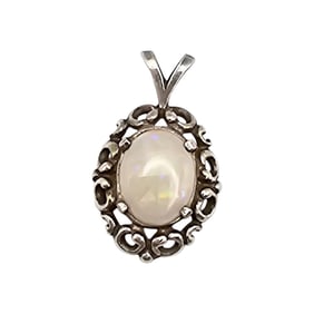 Sterling Silver Pendant with Oval Opal Center, 1.8 G