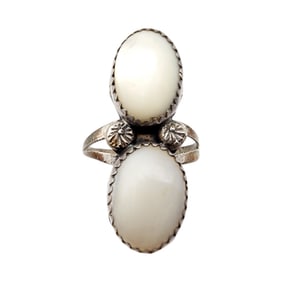 Navajo Sterling Mother of Pearl Ring Sz 8.25