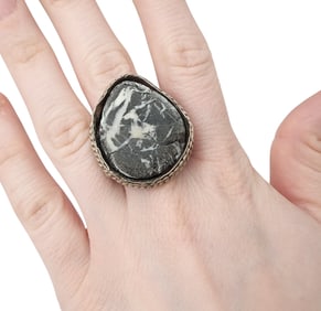 Navajo Sterling White Buffalo Ring Sz 9