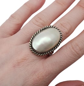 Nakai Sterling Large Mother of Pearl Ring Sz 8.5
