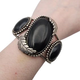 Vintage Navajo Sterling Onyx Cuff Bracelet