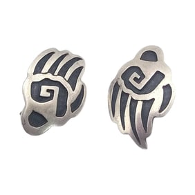 Sterling Hopi John Honie Bear Paw Earrings