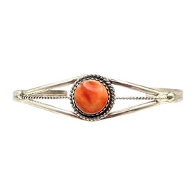 Navajo Sterling Spiny Oyster Bracelet by Esther White