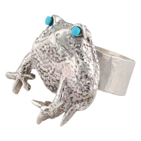 Navajo Sterling Silver Frog Ring With Turquoise Eyes