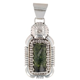 Running Bear Sterling Foiled Glass/Green Stone Pendant