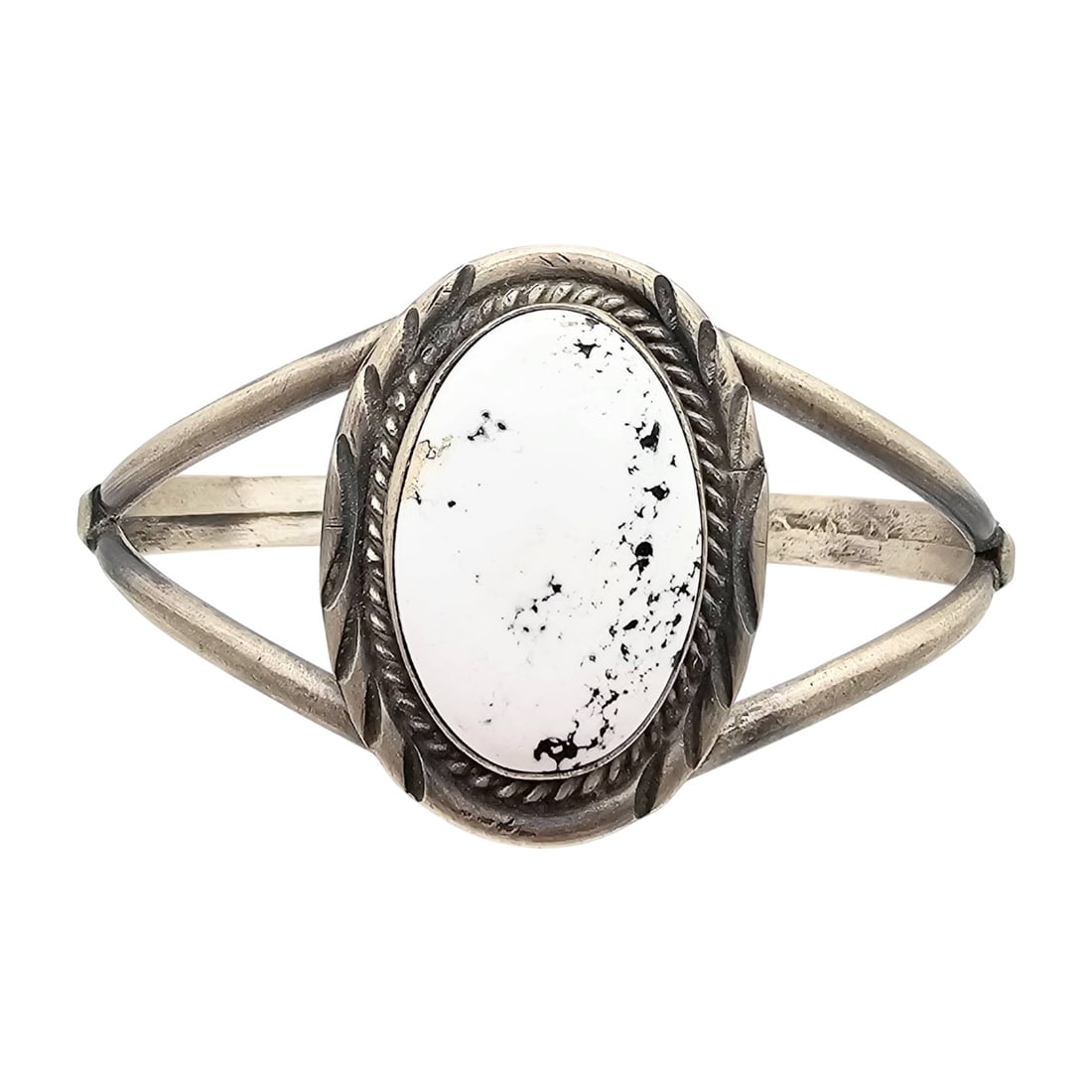 Augustine Largo Navajo Sterling White Buffalo Bracelet (1 of 5)