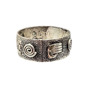 Scott Skeets Navajo Sterling Petroglyph Design Ring