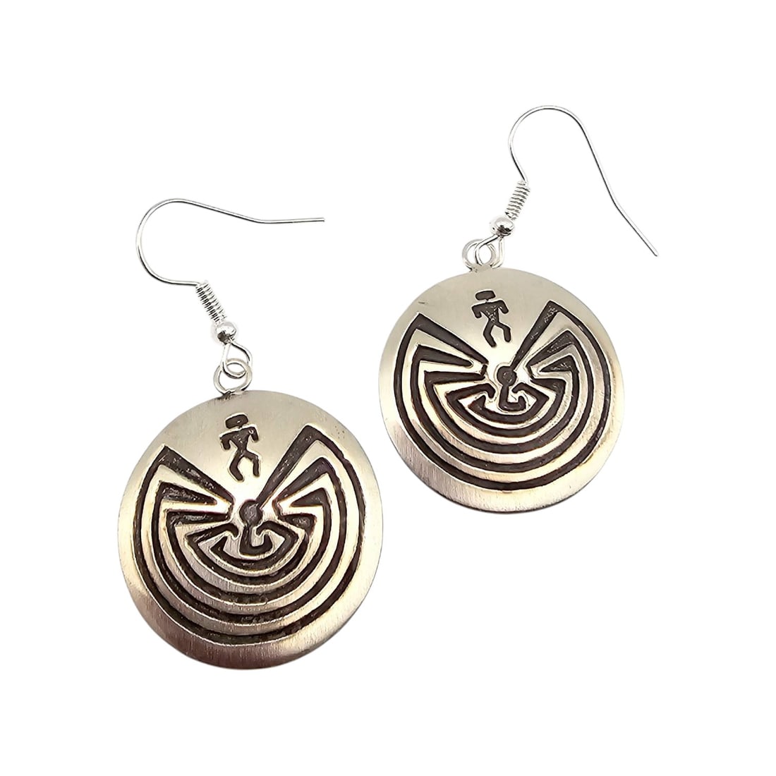 Stanley Gene Navajo Sterling Maze Design Earrings: Handcrafted sterling silver earrings by Stanley Gene, a Navajo artisan. Featuring a maze design representing the path of life, these earrings weigh approximately 4.1 grams. Each earring has a round sh