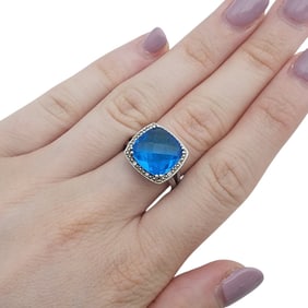 Sterling Blue Cubic Zirconia Ring Sz 9