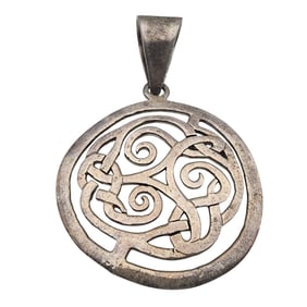 Silpada Sterling Celtic Knot Circle Pendant