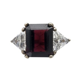 Sterling Garnet Ring Sz 7.25