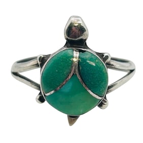 Navajo Sterling Turquoise Turtle Ring Size 8, 2.64 G