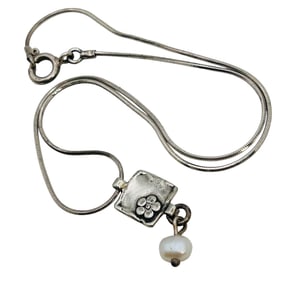 Didae Israel, Pearl Sterling Necklace And Pendant 5.03 G