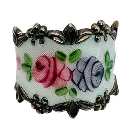 Vargas Sterling Wide Band White Enamel Flower Ring Size 6, 8.41 G