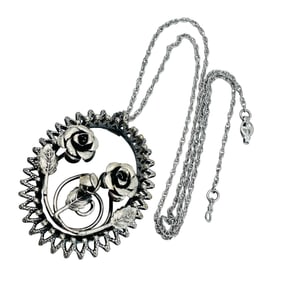 BEAU Sterling Medallion Rose Pendant Rope Chain Necklace 13.32 G