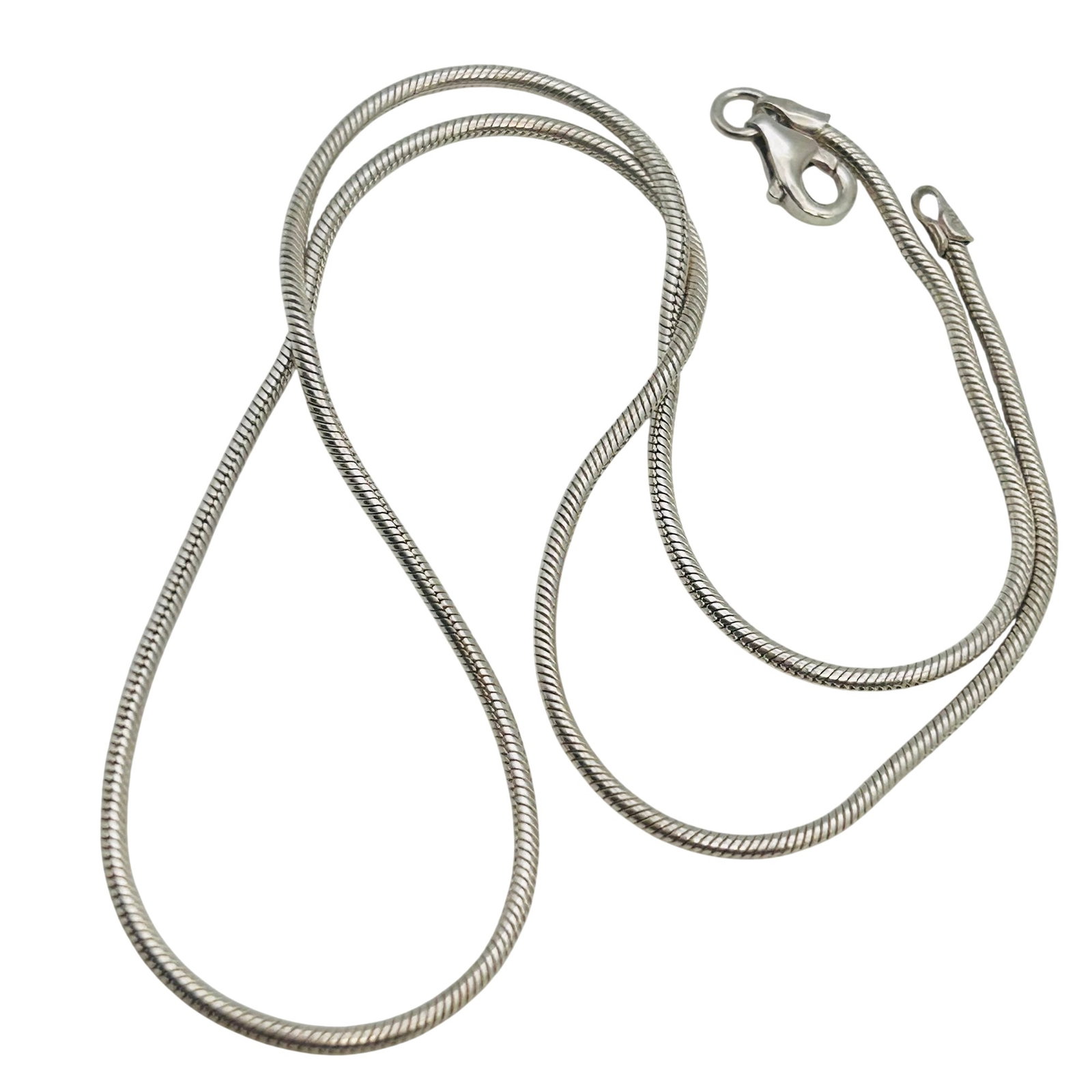 Italy, Sterling Round Snake Chain Necklace 6.75 G: Italy Sterling round snake chain necklace 6.75 g