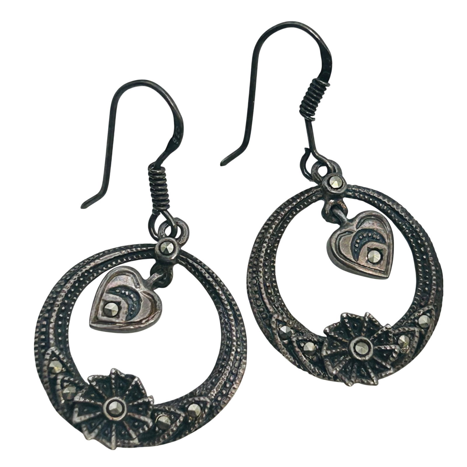 Marcasite Sterling Open Circle Cut Out Earring 6.41 G: Marcasite Sterling open Circle cut out earring 6.41 g