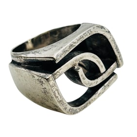 Artisan Sterling Large Interlocking Sterling Ring Sz. 8.5, 24.6g.