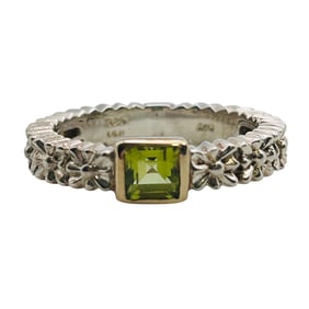 14 K Gold And Sterling Peridot Flower Band Ring Size 6, 3.48 G