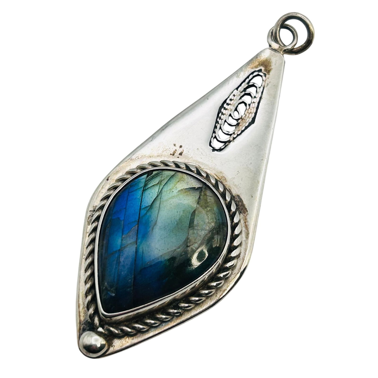 MBF Labradorite Sterling Pendant 16.1 G: MBF Labradorite Sterling pendant 16.1 g