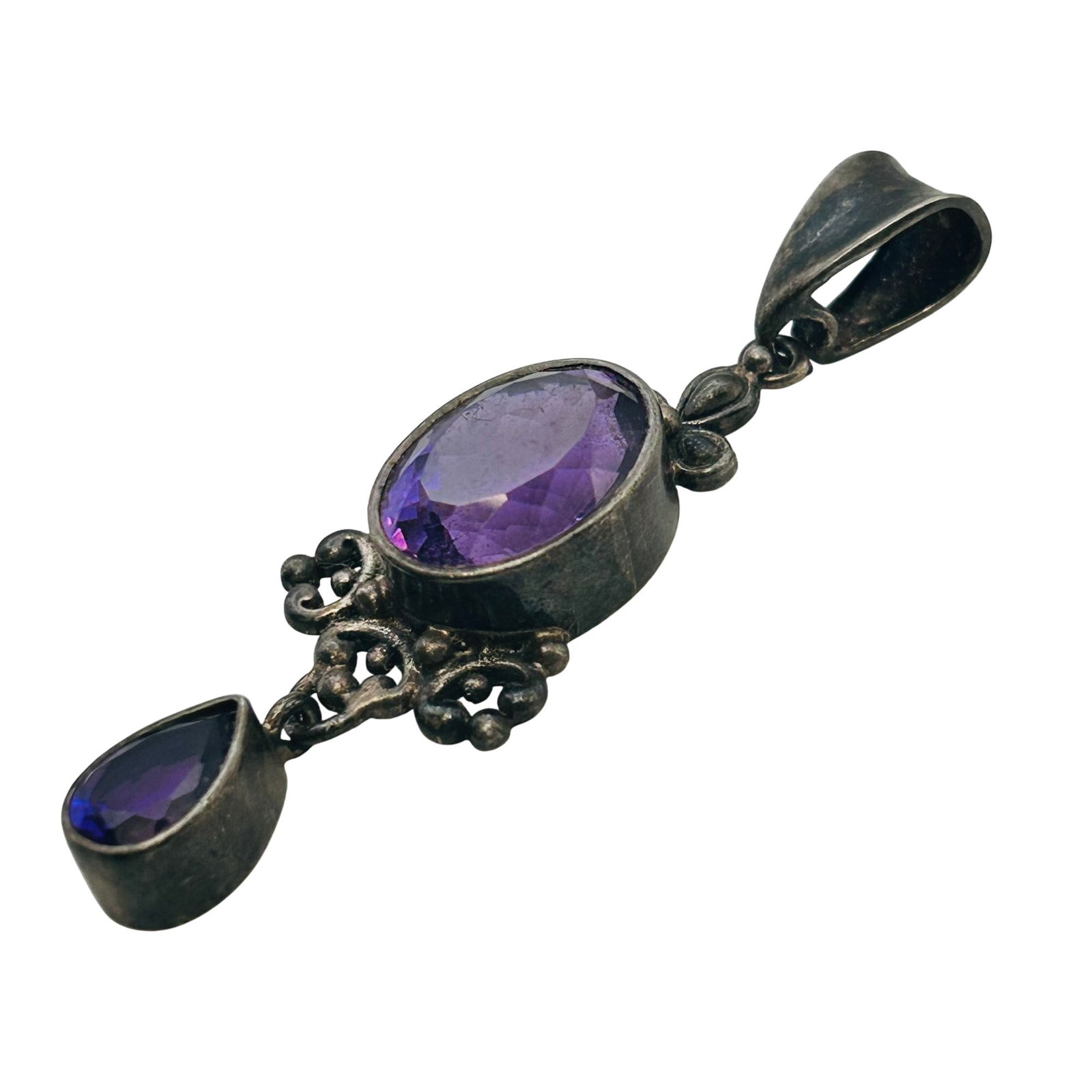 Vintage Amethyst Sterling Dangle Pendant 7.7 G: Vintage amethyst Sterling dangle pendant 7.7 g