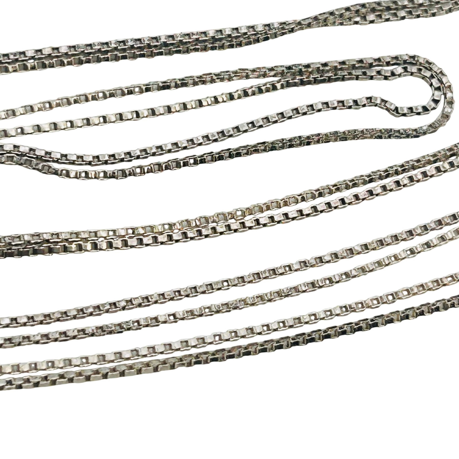 TOB Italy, Sterling Box Chain 26 Inch Necklace 2.38 G: TOB Italy Sterling box chain 26 inch necklace 2.38 g