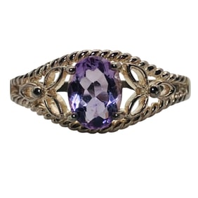 AVON, RJ, AMETHYST Sterling Cut Out Floral Design Ring, Size 7, 1.75 G
