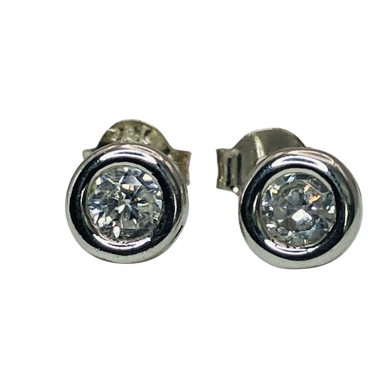 Sterling Clear Stone Stud Earrings, 1.30 G: Sterling clear stone stud earrings 1.30 g