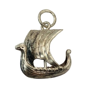 JOA, Vintage 830 Silver Ship Pendant, 0.96 G