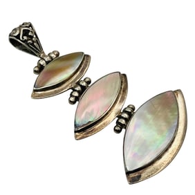 MOTHER OF PEARL Sterling Layered Pendant, 16.72 G