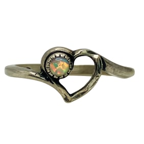 OPAL Sterling Heart Band Ring, Size 6, 1.84 G