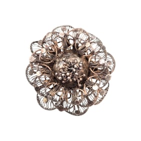 Sterling Filigree Floral Brooch with Intricate Details 6.0g