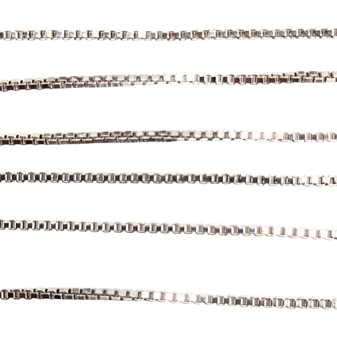Sterling Box Chain Necklace, 2.17g: Sterling Box Chain Necklace, 2.17g