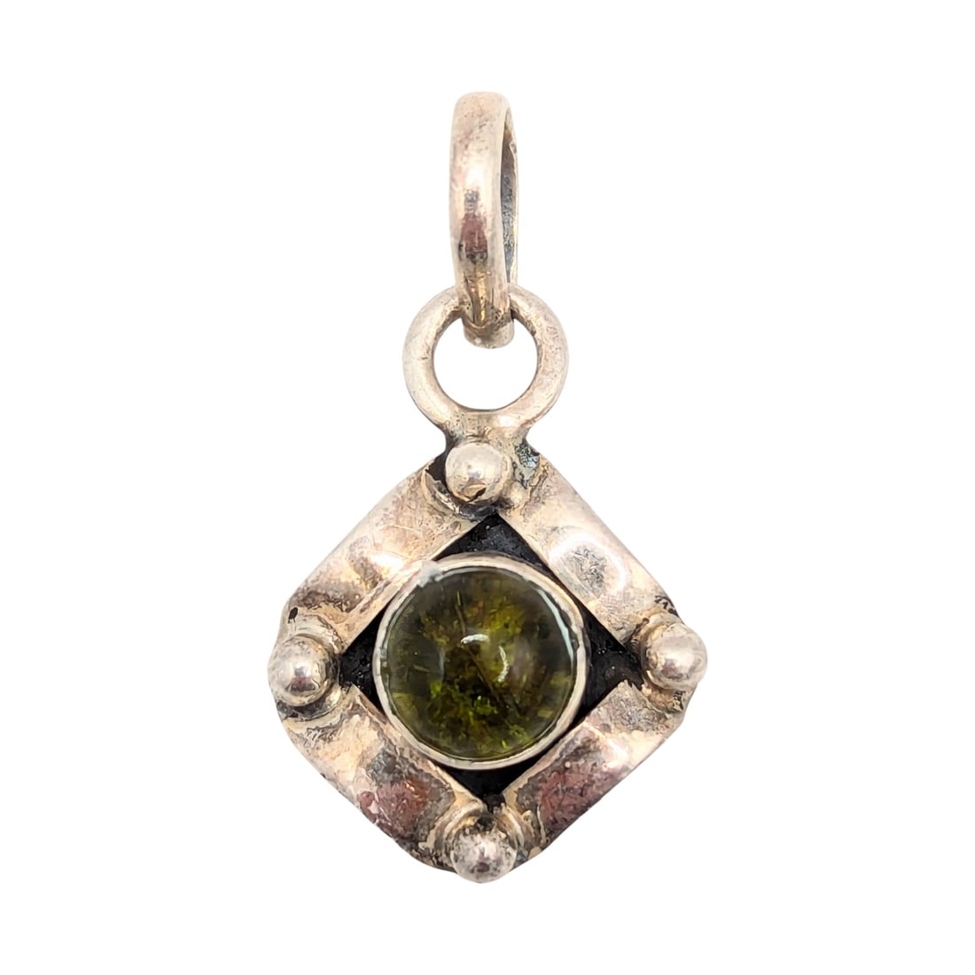 Sterling Small Pendant With Green Amber 1.96g: Sterling Small Pendant With Green Amber 1.96g