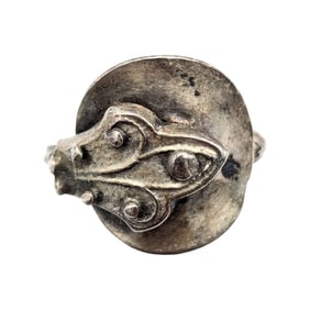 Sterling Ring with Decorative Motif, size1, 2.44g