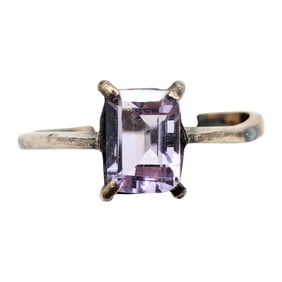 Sterling Purple Amethyst Ring Size 5.25, 1.36g