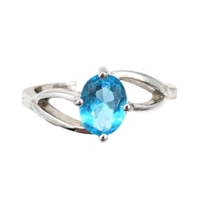 Sterling Ring With Blue Cubic Zirconia, Size 7.5, 3.23g