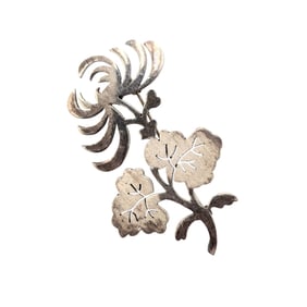 Vintage Sterling Floral Brooch 5.88g