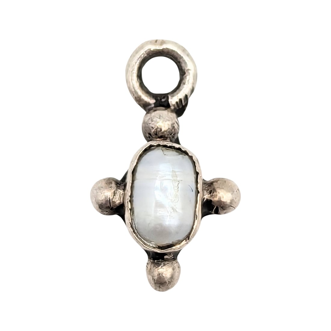 Sterling and Pearl Pendant with Abstract Design, .71g: Sterling and Pearl Pendant with Abstract Design, .71g
