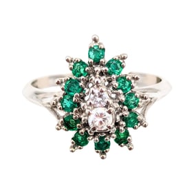 14K White Gold Emerald Diamond Ring Size 7.75, 3.65g