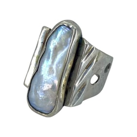 Signed Handmade Sterling Silver Mother Of Pearl Ring, sz 9, 12.15g