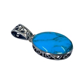 Lovely Sterling Silver Oval Blue Turquoise Pendant, 6.43g