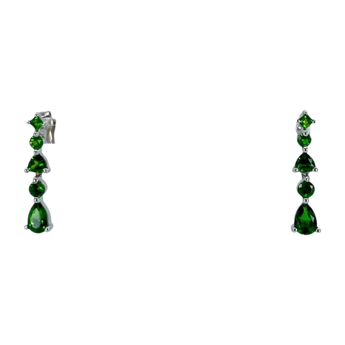 Elegant Sterling Silver Signed Teardrop Green Quartz Earrings, 1.96g: Elegant Sterling Silver Signed Teardrop Green Quartz Earrings, 1.96g, Engraved "HT 925 China"