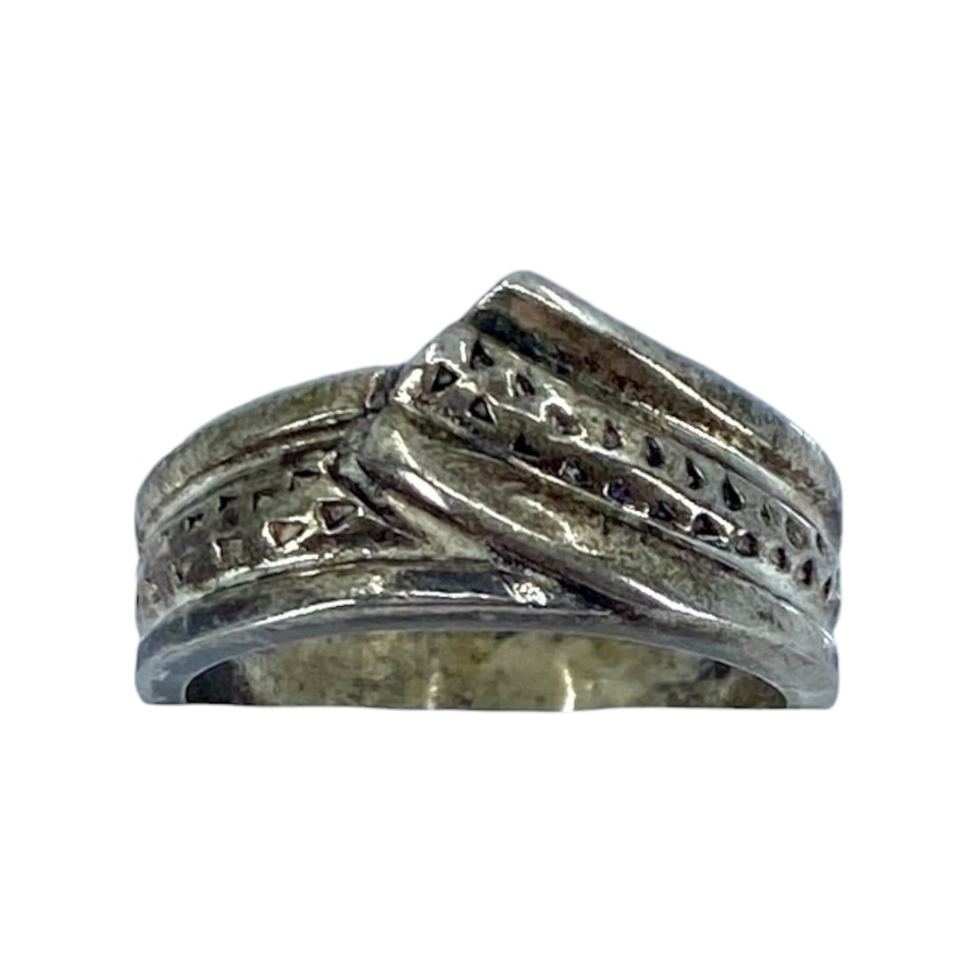 Hammered Sterling Silver Ribbed Ring, sz 5, 3.82g: Hammered Sterling Silver Ribbed Ring, sz 5, 3.82g, Engraved "925"