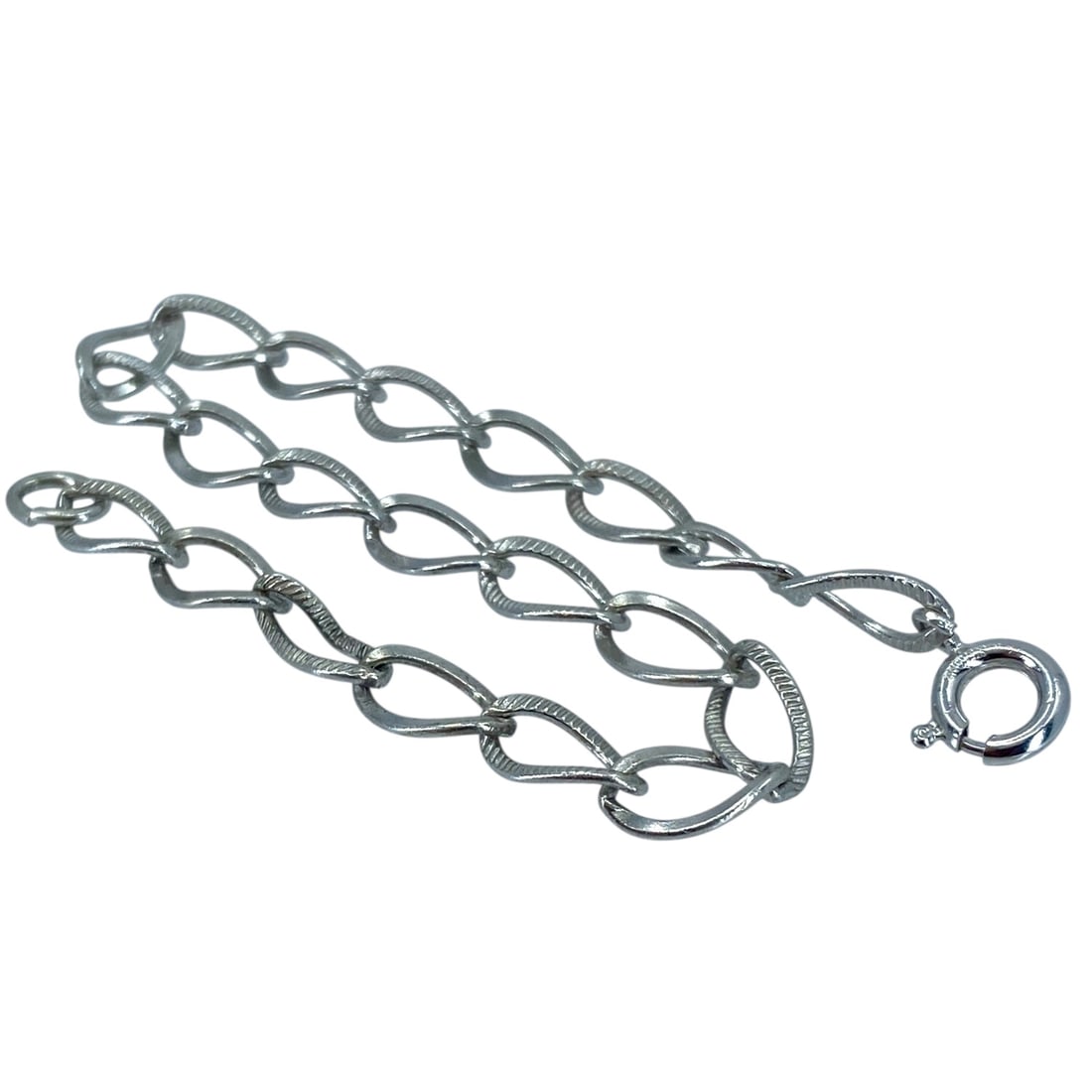 Oval Curb Style Sterling Silver Chain Bracelet, 7in, 3.8g: Oval Curb Style Sterling Silver Chain Bracelet, 7in, 3.8g, Engraved "Sterling"