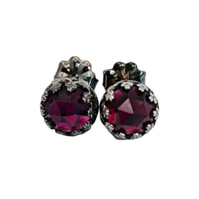 JBB Sterling Garnet Crown Setting Stud Earrings